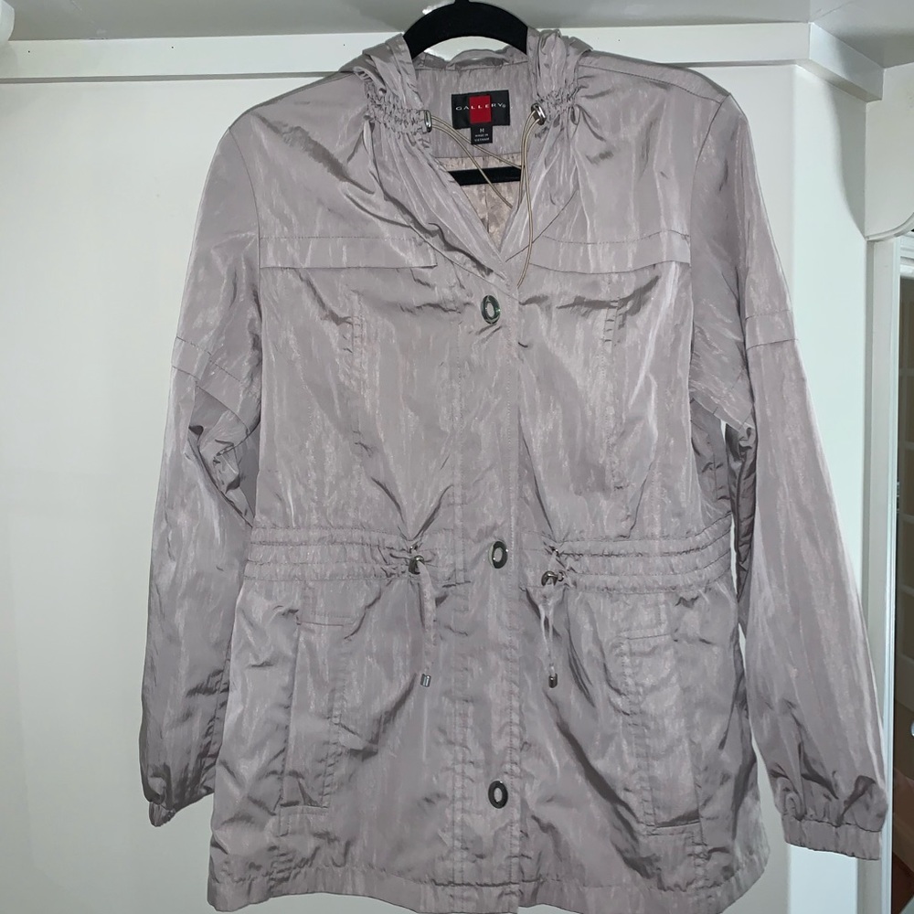 Gallery raincoat
